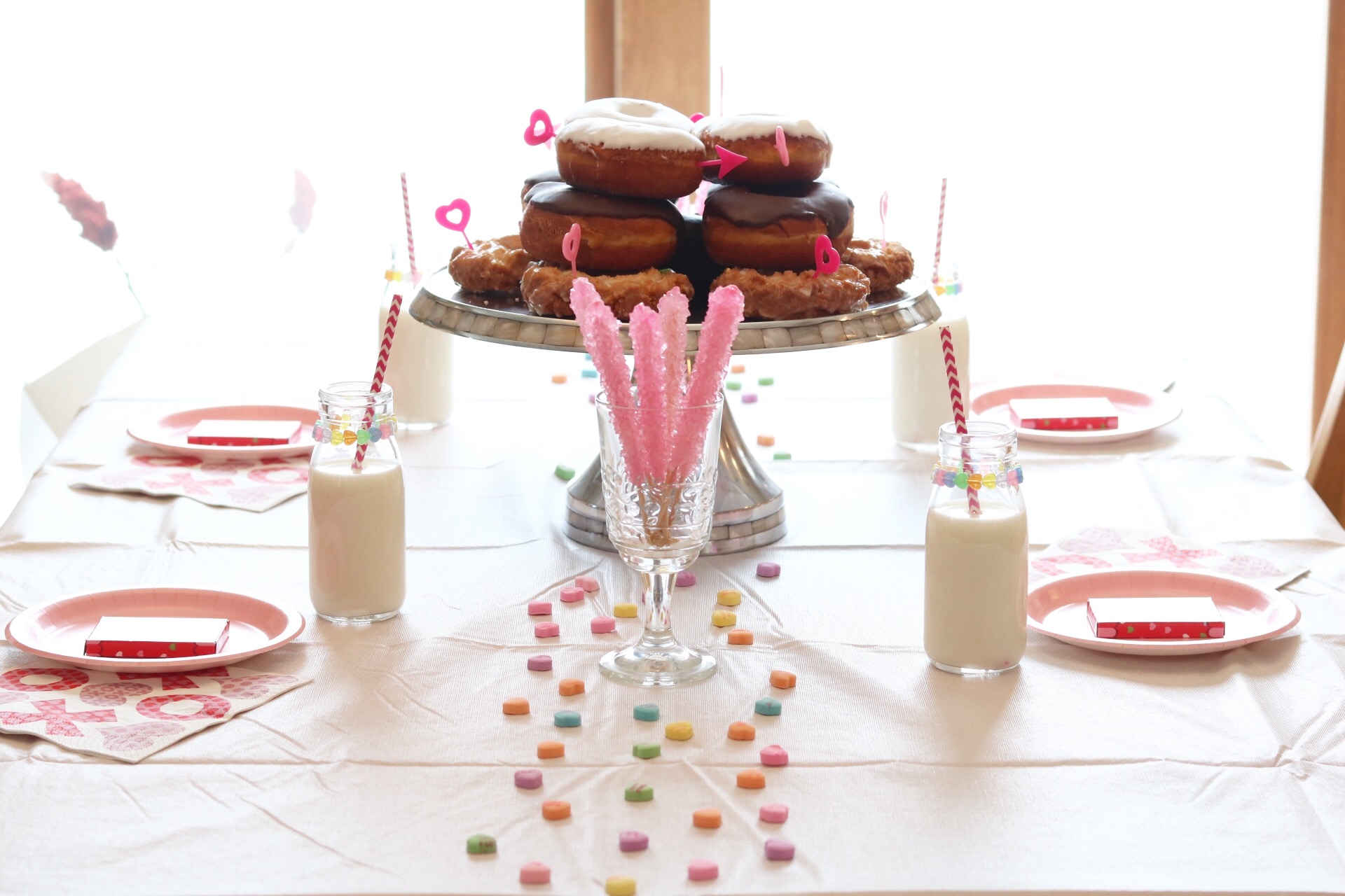 Valentine's Day Donut Party for Kids - Check it out for more inspiration this Valentine's Day!