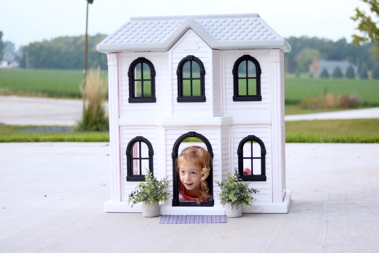 DIY Dollhouse Before-and-after - Update Playhouse - Barbie - SUGAR MAPLE notes